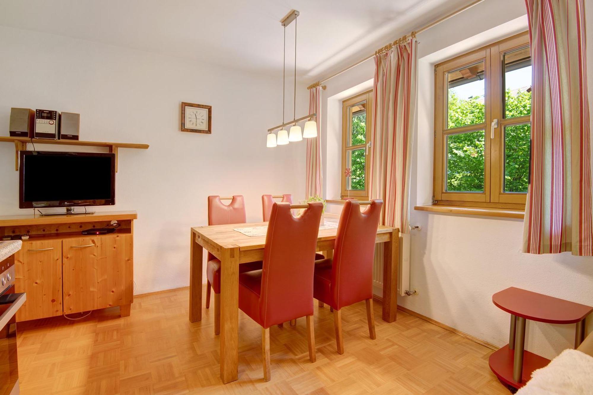 Ferienhof Schuetz Eschlkam Екстер'єр фото